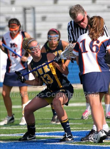 Thumbnail 3 in Manhasset vs. Shoreham-Wading River (NYSPHSAA Class C Quarterfinal) photogallery.