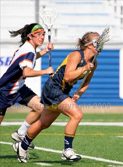 Thumbnail 1 in Manhasset vs. Shoreham-Wading River (NYSPHSAA Class C Quarterfinal) photogallery.