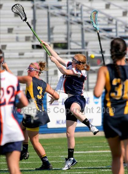 Thumbnail 2 in Manhasset vs. Shoreham-Wading River (NYSPHSAA Class C Quarterfinal) photogallery.