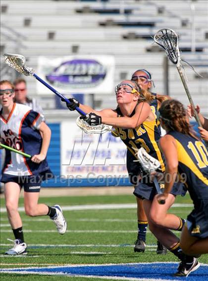 Thumbnail 2 in Manhasset vs. Shoreham-Wading River (NYSPHSAA Class C Quarterfinal) photogallery.