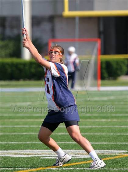 Thumbnail 3 in Manhasset vs. Shoreham-Wading River (NYSPHSAA Class C Quarterfinal) photogallery.