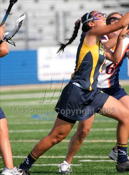 Thumbnail 2 in Manhasset vs. Shoreham-Wading River (NYSPHSAA Class C Quarterfinal) photogallery.