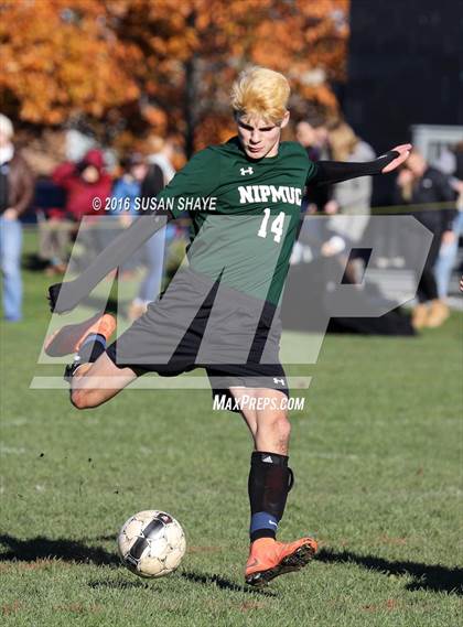 Thumbnail 3 in Nipmuc Regional @ Holy Name Central Catholic (MIAA Division 3 Central Quarterfinal) photogallery.