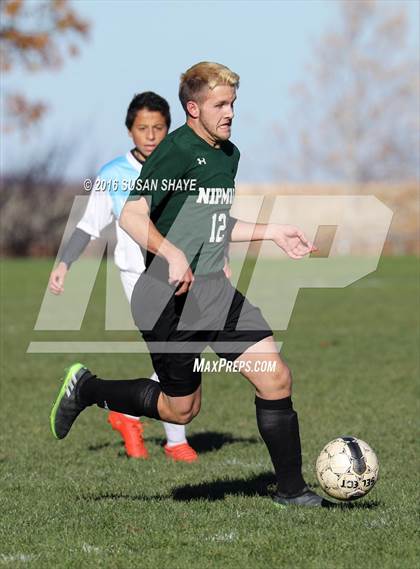 Thumbnail 2 in Nipmuc Regional @ Holy Name Central Catholic (MIAA Division 3 Central Quarterfinal) photogallery.