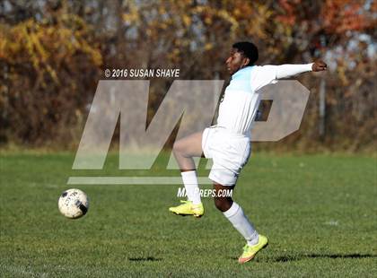 Thumbnail 2 in Nipmuc Regional @ Holy Name Central Catholic (MIAA Division 3 Central Quarterfinal) photogallery.