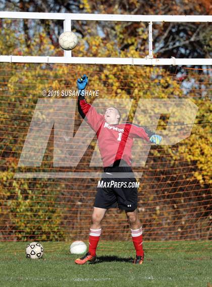 Thumbnail 3 in Nipmuc Regional @ Holy Name Central Catholic (MIAA Division 3 Central Quarterfinal) photogallery.