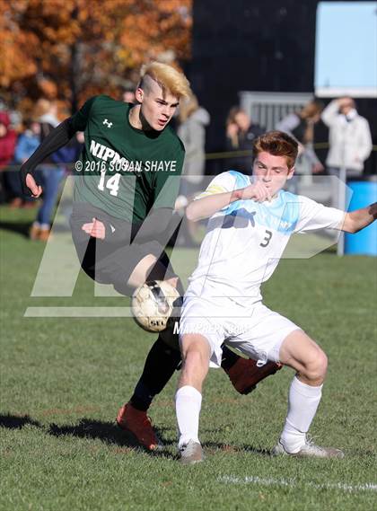 Thumbnail 2 in Nipmuc Regional @ Holy Name Central Catholic (MIAA Division 3 Central Quarterfinal) photogallery.