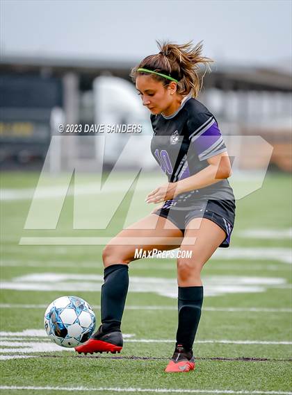 Thumbnail 2 in Fulshear vs Sharpstown 5A Playoff photogallery.