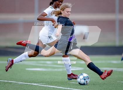 Thumbnail 3 in Fulshear vs Sharpstown 5A Playoff photogallery.