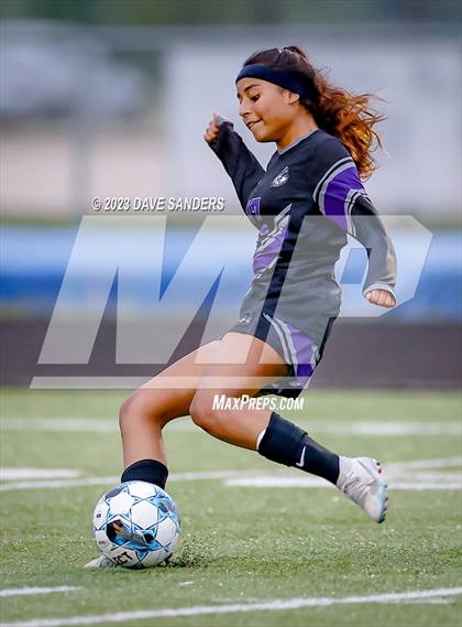 Thumbnail 2 in Fulshear vs Sharpstown 5A Playoff photogallery.