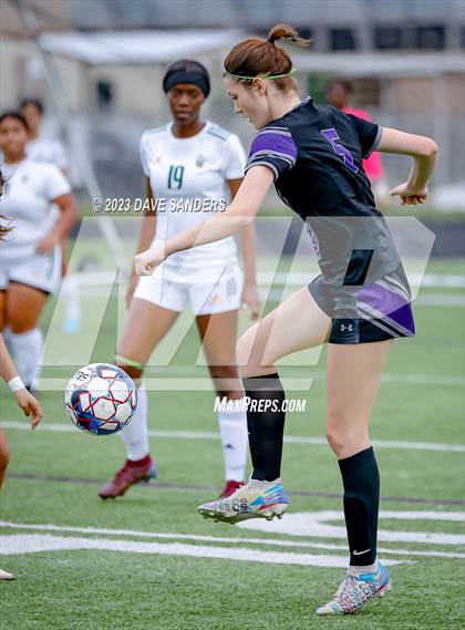 Thumbnail 2 in Fulshear vs Sharpstown 5A Playoff photogallery.