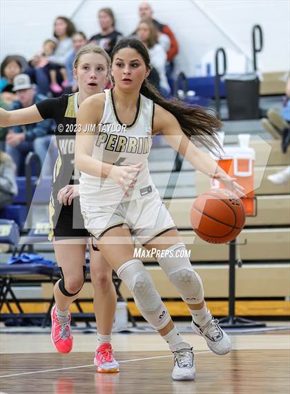 Thumbnail 1 in Woodson @ Perrin-Whitt photogallery.