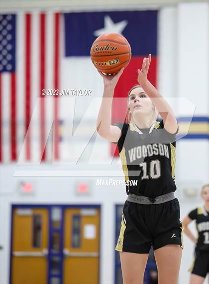 Thumbnail 2 in Woodson @ Perrin-Whitt photogallery.