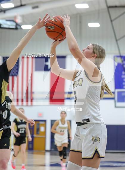 Thumbnail 3 in Woodson @ Perrin-Whitt photogallery.