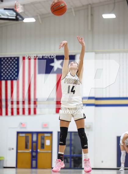 Thumbnail 2 in Woodson @ Perrin-Whitt photogallery.