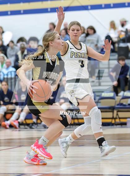 Thumbnail 2 in Woodson @ Perrin-Whitt photogallery.