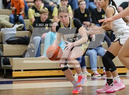 Thumbnail 1 in Woodson @ Perrin-Whitt photogallery.