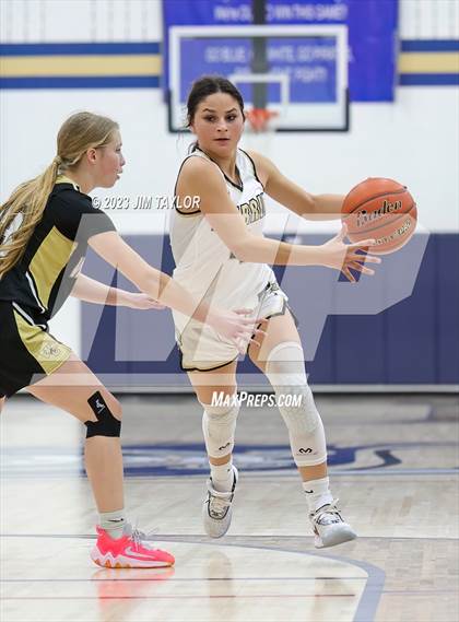 Thumbnail 1 in Woodson @ Perrin-Whitt photogallery.
