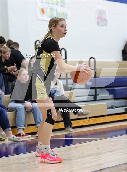 Thumbnail 1 in Woodson @ Perrin-Whitt photogallery.