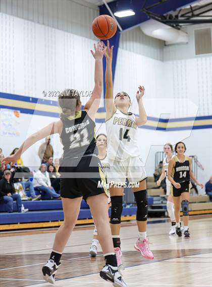 Thumbnail 1 in Woodson @ Perrin-Whitt photogallery.