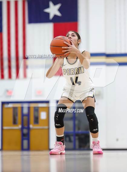 Thumbnail 1 in Woodson @ Perrin-Whitt photogallery.