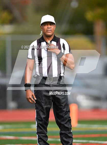 Thumbnail 2 in San Rafael @ Terra Linda (The Bell Game) photogallery.
