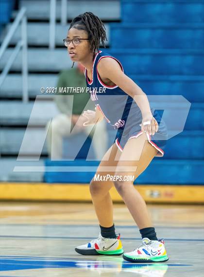 Thumbnail 2 in Terry Sanford vs. Richmond (Cumberland County Holiday Classic - Final - Gil Bowman Bracket) photogallery.