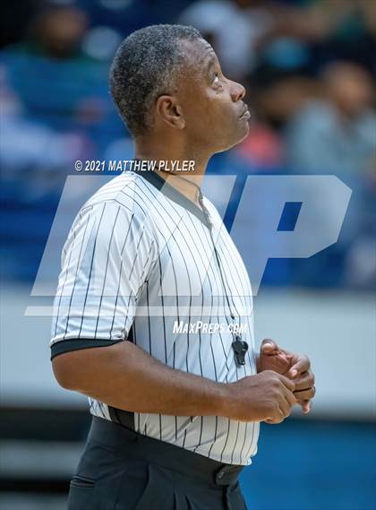 Thumbnail 3 in Terry Sanford vs. Richmond (Cumberland County Holiday Classic - Final - Gil Bowman Bracket) photogallery.