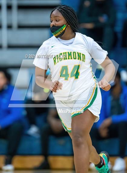 Thumbnail 1 in Terry Sanford vs. Richmond (Cumberland County Holiday Classic - Final - Gil Bowman Bracket) photogallery.