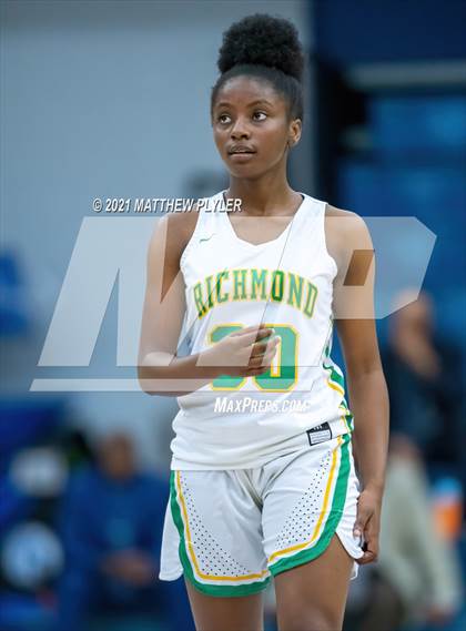 Thumbnail 1 in Terry Sanford vs. Richmond (Cumberland County Holiday Classic - Final - Gil Bowman Bracket) photogallery.