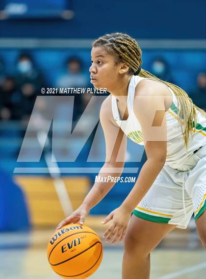 Thumbnail 3 in Terry Sanford vs. Richmond (Cumberland County Holiday Classic - Final - Gil Bowman Bracket) photogallery.