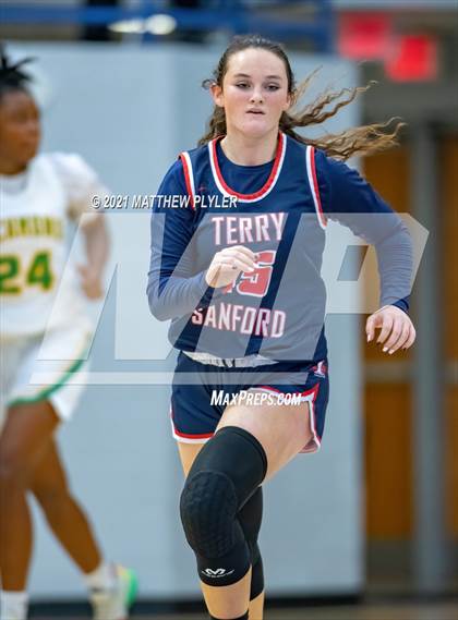 Thumbnail 1 in Terry Sanford vs. Richmond (Cumberland County Holiday Classic - Final - Gil Bowman Bracket) photogallery.