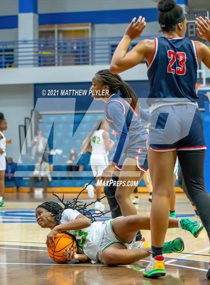 Thumbnail 2 in Terry Sanford vs. Richmond (Cumberland County Holiday Classic - Final - Gil Bowman Bracket) photogallery.