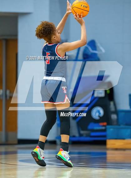 Thumbnail 1 in Terry Sanford vs. Richmond (Cumberland County Holiday Classic - Final - Gil Bowman Bracket) photogallery.