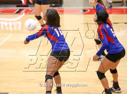 Thumbnail 1 in Duncanville @ Cedar Hill photogallery.