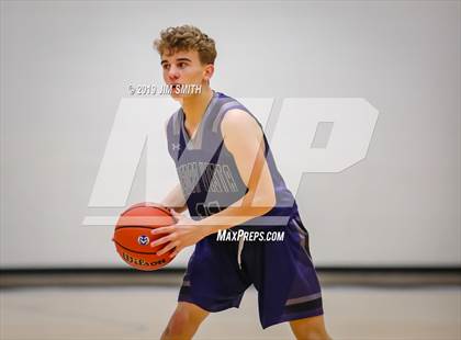 Thumbnail 2 in Piedra Vista vs. Rio Rancho (Jalene Berger Allstate Holiday Hoops Classic) photogallery.