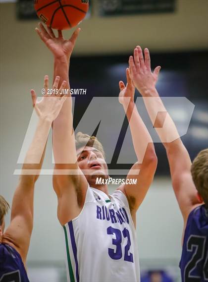 Thumbnail 1 in Piedra Vista vs. Rio Rancho (Jalene Berger Allstate Holiday Hoops Classic) photogallery.