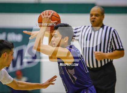 Thumbnail 2 in Piedra Vista vs. Rio Rancho (Jalene Berger Allstate Holiday Hoops Classic) photogallery.