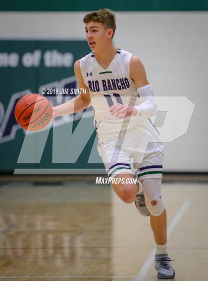 Thumbnail 3 in Piedra Vista vs. Rio Rancho (Jalene Berger Allstate Holiday Hoops Classic) photogallery.