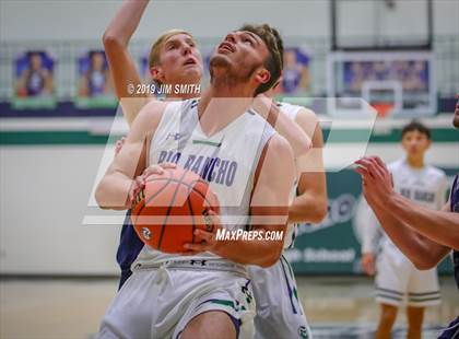Thumbnail 3 in Piedra Vista vs. Rio Rancho (Jalene Berger Allstate Holiday Hoops Classic) photogallery.