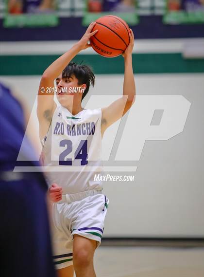Thumbnail 3 in Piedra Vista vs. Rio Rancho (Jalene Berger Allstate Holiday Hoops Classic) photogallery.