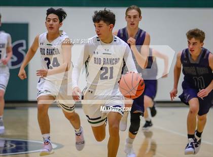 Thumbnail 3 in Piedra Vista vs. Rio Rancho (Jalene Berger Allstate Holiday Hoops Classic) photogallery.