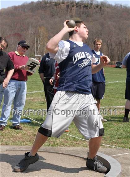 Thumbnail 2 in Lyman Hall, North Haven @ Wilbur Cross (Boys Track Events) photogallery.