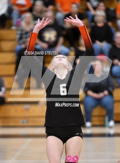 Thumbnail 3 in Roseville vs. Vanden (CIF SJS D3 Final) photogallery.