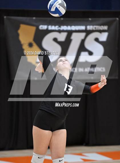 Thumbnail 1 in Roseville vs. Vanden (CIF SJS D3 Final) photogallery.