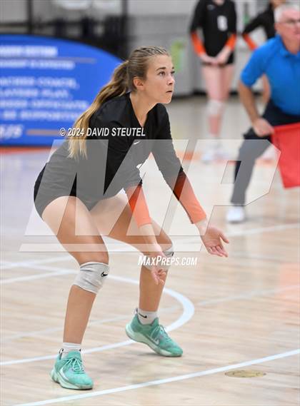 Thumbnail 3 in Roseville vs. Vanden (CIF SJS D3 Final) photogallery.