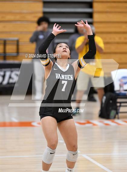 Thumbnail 3 in Roseville vs. Vanden (CIF SJS D3 Final) photogallery.