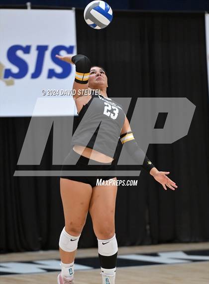 Thumbnail 2 in Roseville vs. Vanden (CIF SJS D3 Final) photogallery.