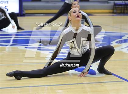 Thumbnail 2 in Pleasant Grove "Vikettes" photogallery.