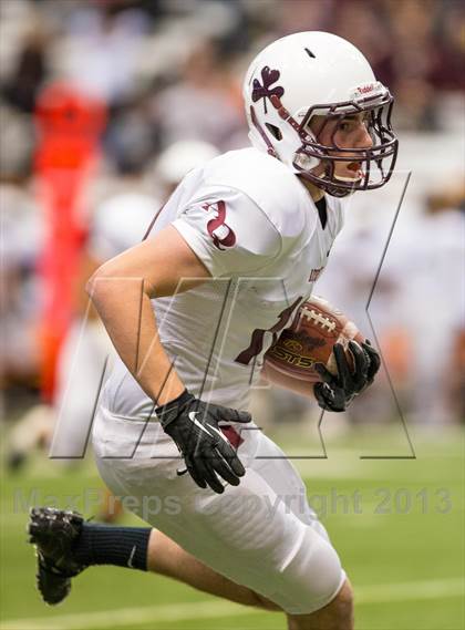 Thumbnail 1 in Aquinas vs. Monroe-Woodbury (NYSPHSAA Class AA Final) photogallery.